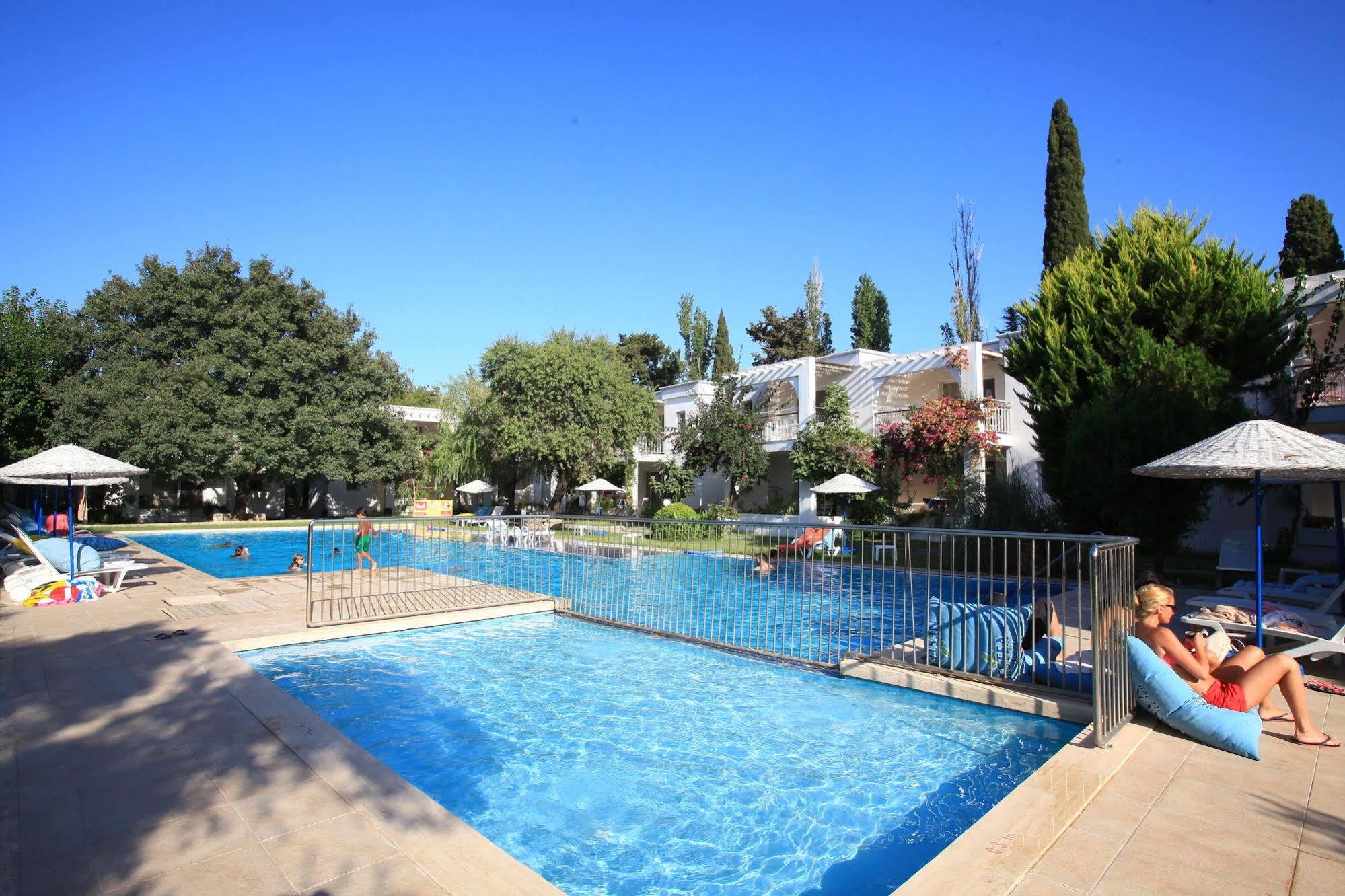 Muskebi Apart Otel Ortakent Zewnętrze zdjęcie